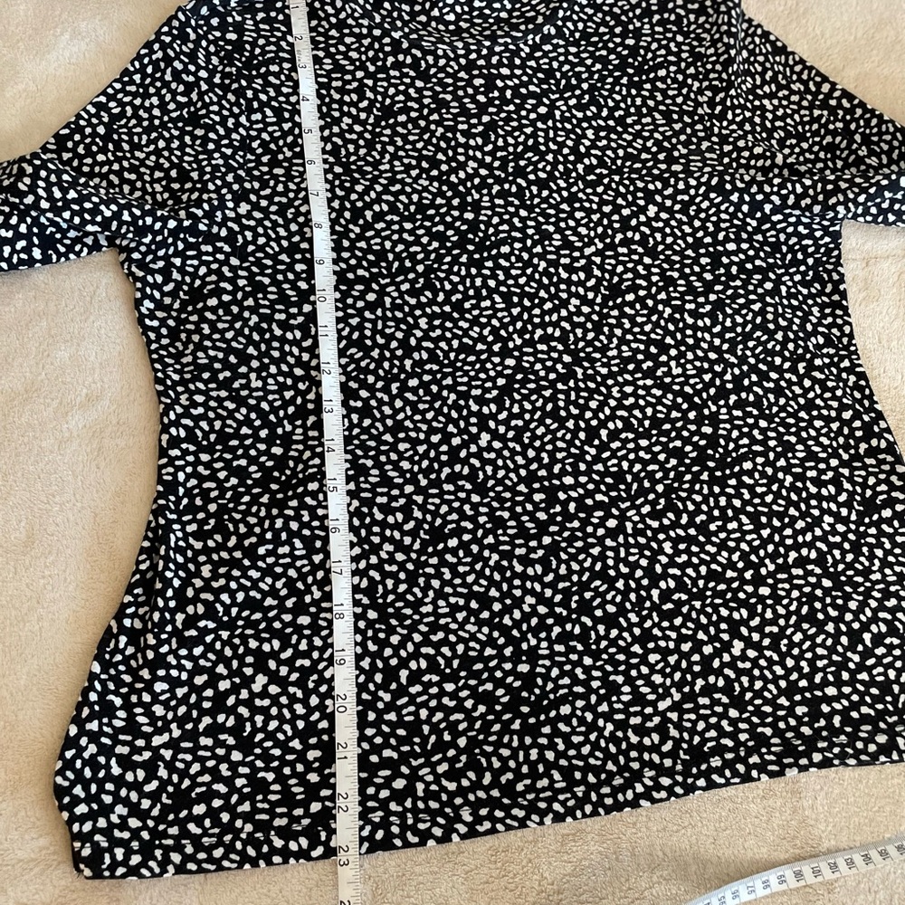 Sanctuary Animal Print Lightweight Turtleneck Top - Size L - Picture 10 of 12